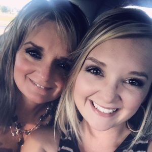 Meet your Posher, Kari